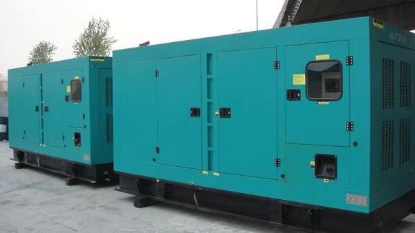 赤峰康明斯400kw大型柴油二手发电机组