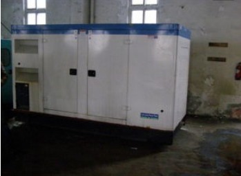 赤峰康明斯150kw大型柴油二手发电机组